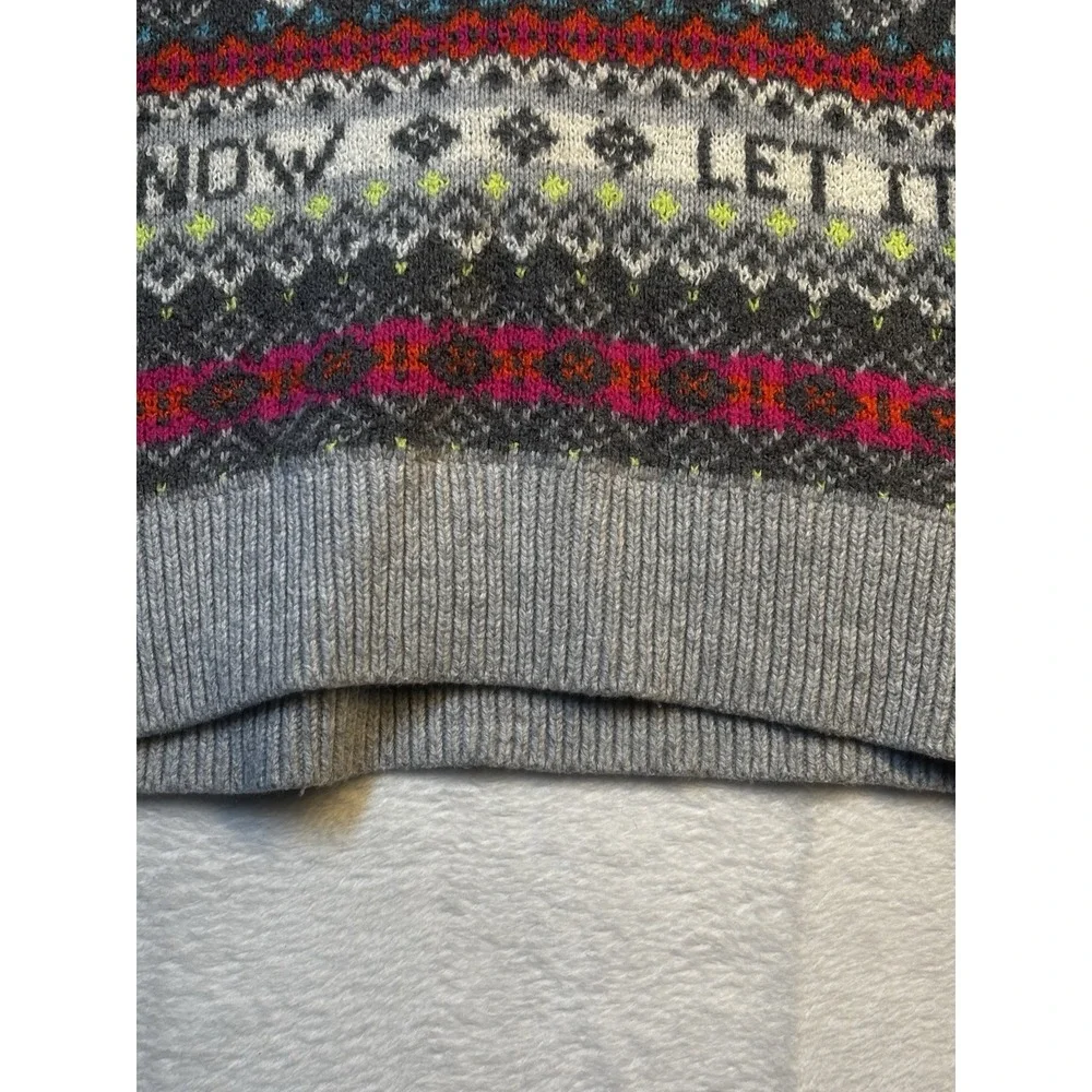 GAP Winter Sweater Kids Fair Isle Snowflake Winter Warm Girls Size 8 M Red‎ Gray